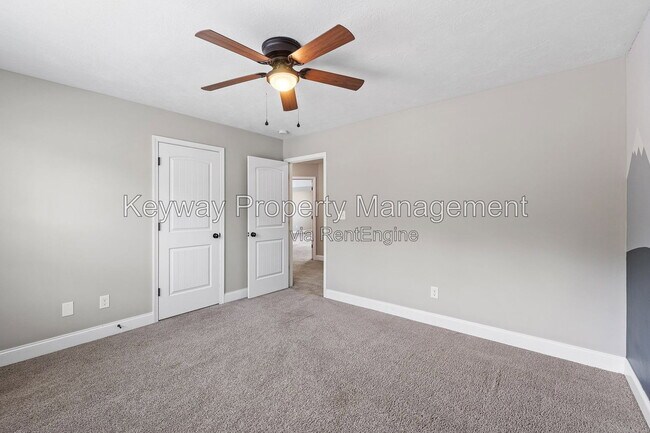 Building Photo - 3070 Margot Ln