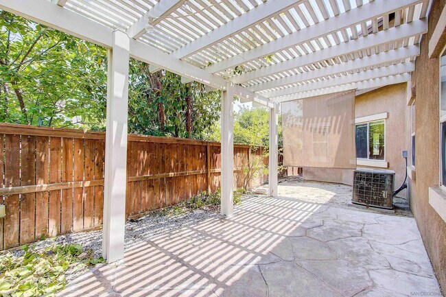 Building Photo - 26191 Cypress Union Ln