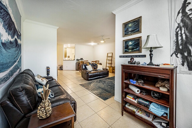Building Photo - 3021 Grandiflora Dr
