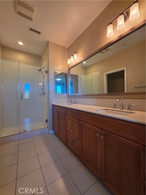 Building Photo - 9319 Alondra Blvd