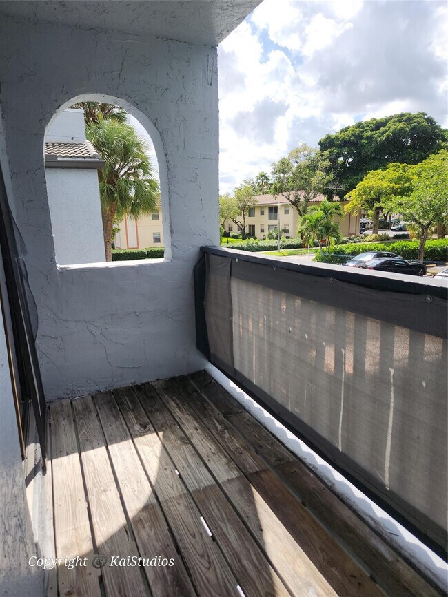 Building Photo - 10293 NW 33rd St