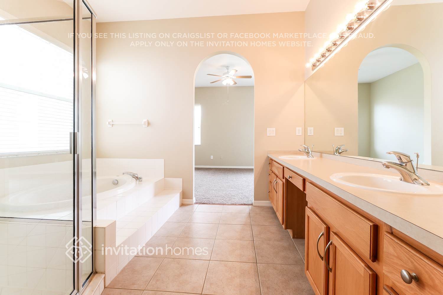 Building Photo - 30718 Pumpkin Ridge Dr