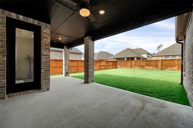 Building Photo - 28206 Clear Breeze Ct