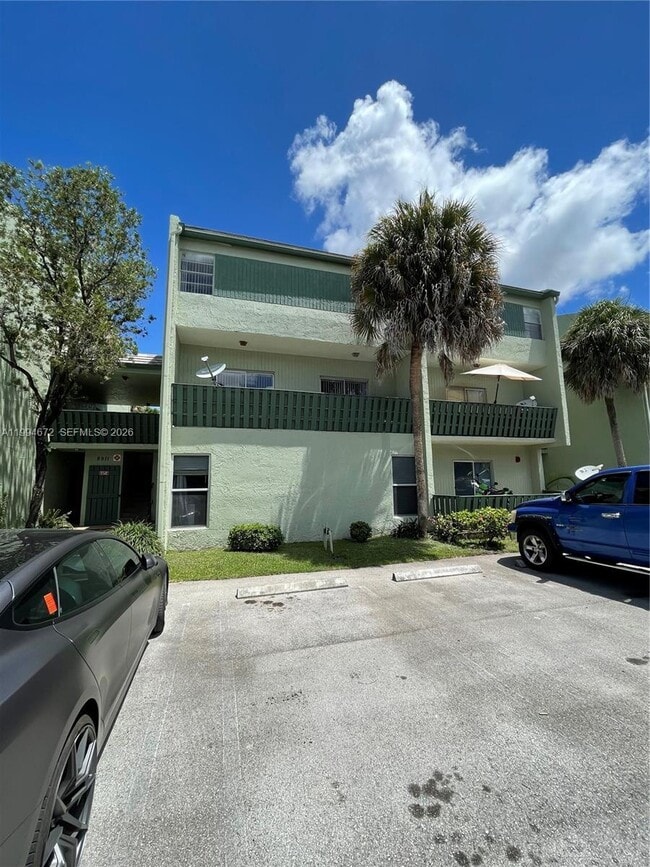 Building Photo - 8911 NW 28th Dr