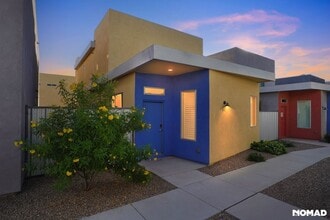 Building Photo - 841 E Park Modern Dr