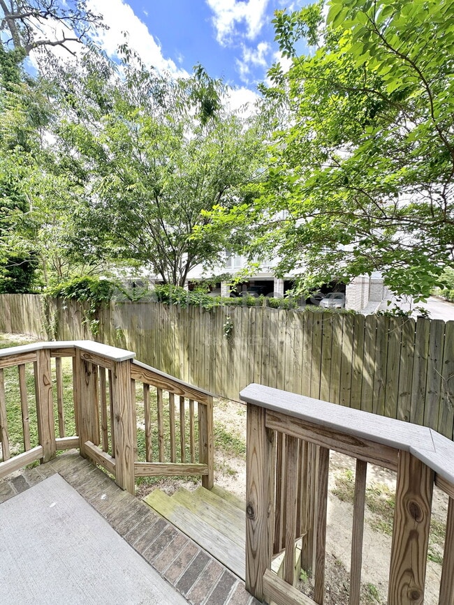 Building Photo - 4319 Pinter Ln