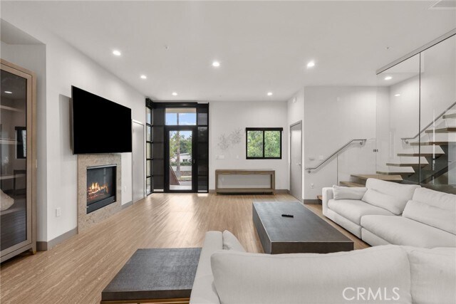 Building Photo - 18703 Redwing St