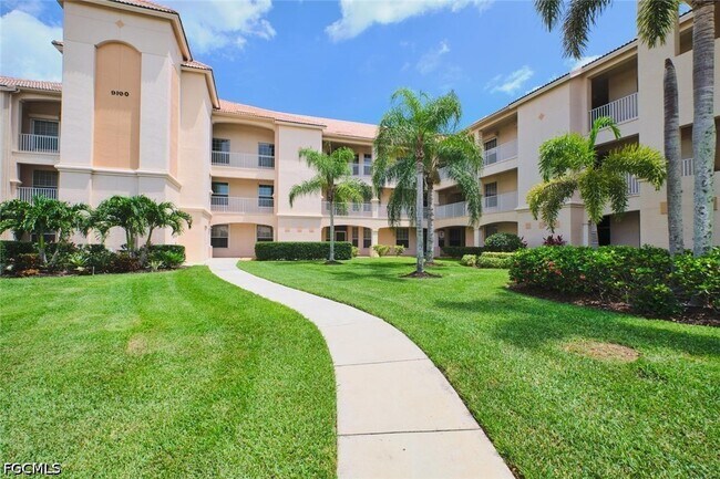 Building Photo - 9190 Southmont Cove