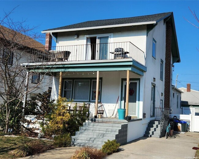 Primary Photo - 445 W Walnut St