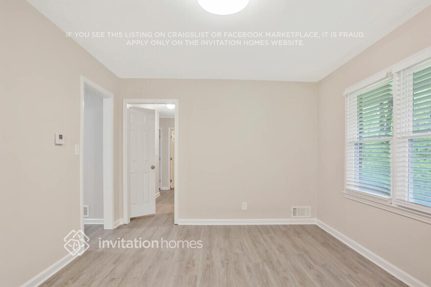 Building Photo - 3007 Lavista Ct