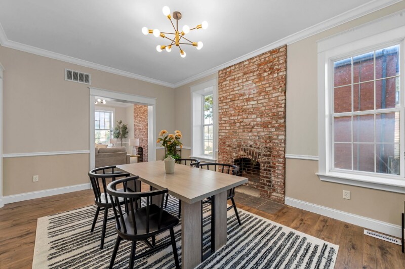 Building Photo - 7472 Hazel Ave