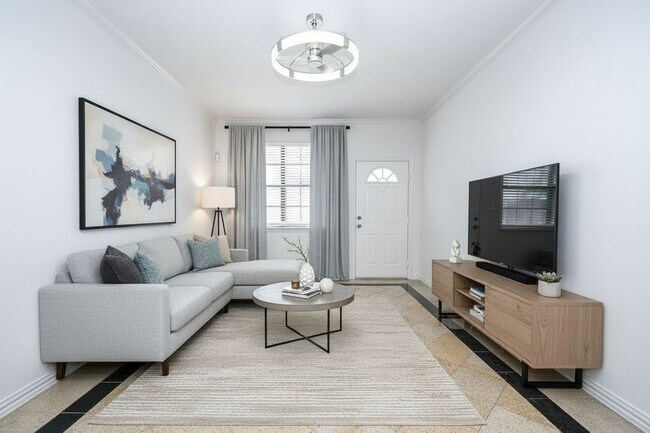 Building Photo - 9400 Bellaire Blvd