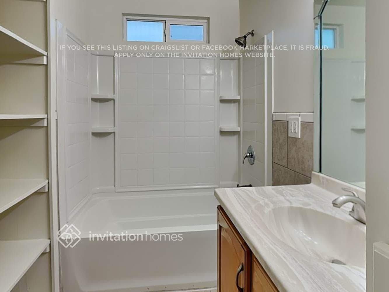 Building Photo - 8451 Murietta Ave