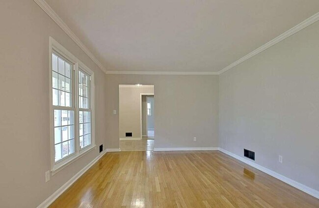 Building Photo - 4710 Navaho Cir