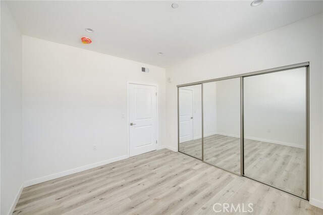 Building Photo - 14526 Hartland St