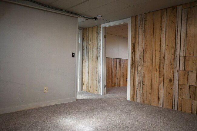 Building Photo - Central Park Home For Rent