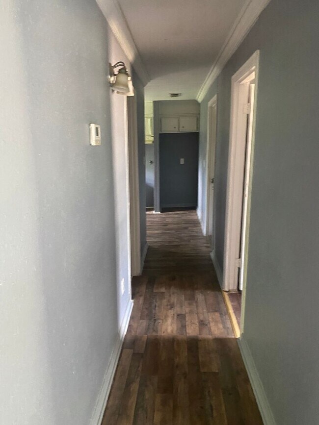 Building Photo - 7034 Brandtway St