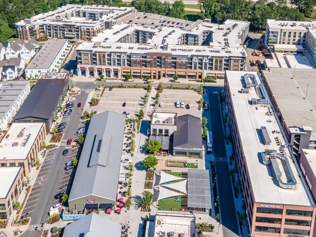 Building Photo - 134 Britten Pass