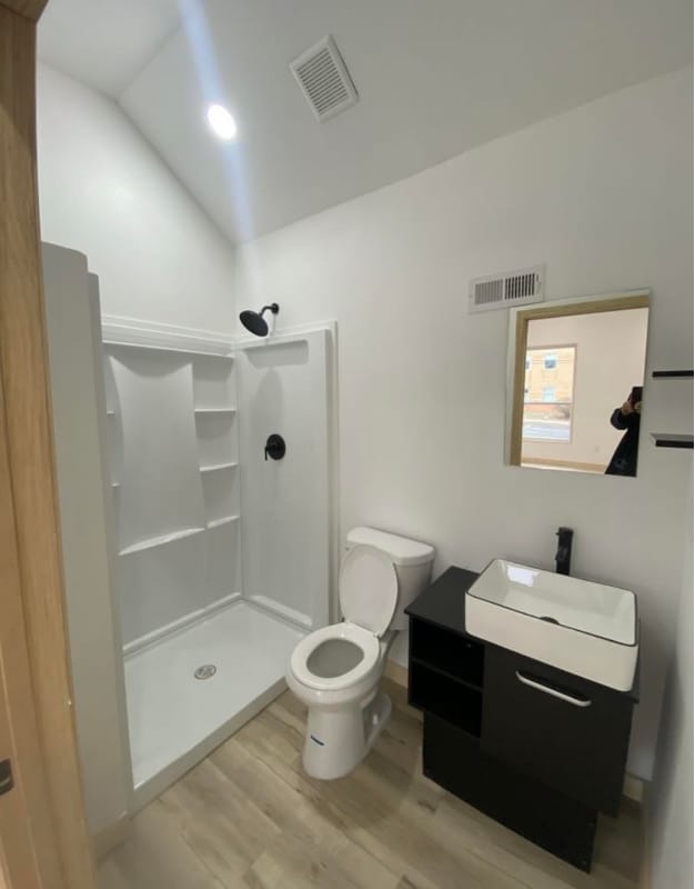 Building Photo - 69 Donelson St