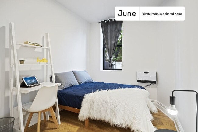 Building Photo - 111 Greenpoint Ave