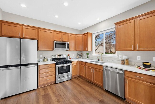 Building Photo - 139 Nolan Dr