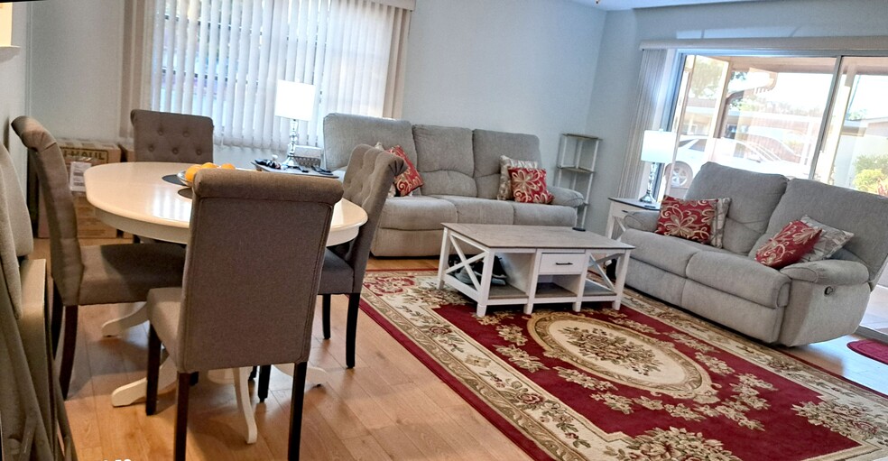Building Photo - 4417 Tecumseh Trl
