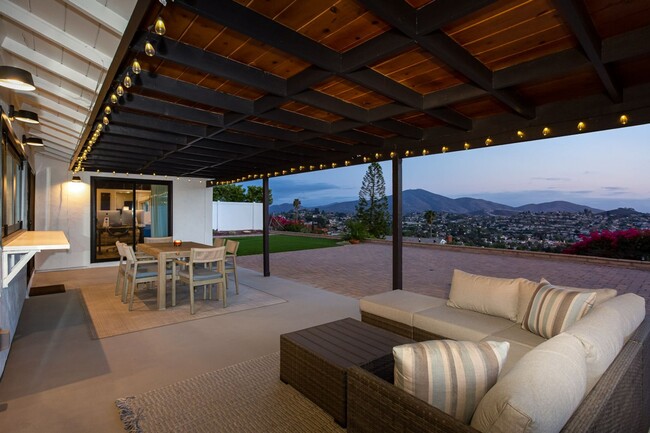 Building Photo - Mt. Helix Ranch Home with Views