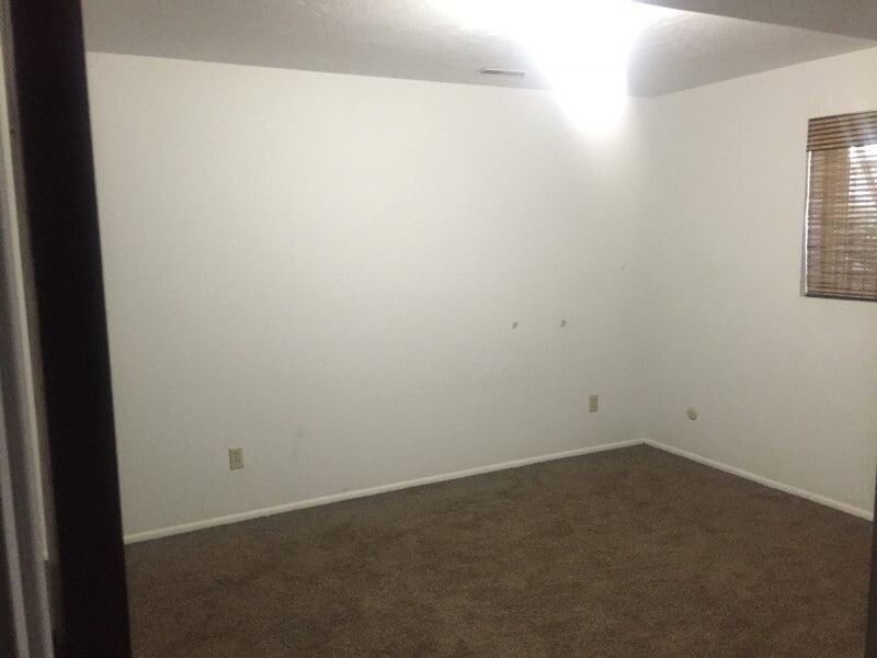Building Photo - 4688 Porter Ave