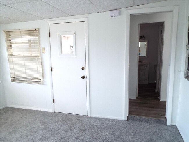 Building Photo - 1556 Council Dr