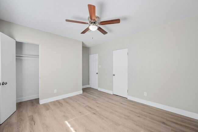 Building Photo - 3836 N 15th Ave