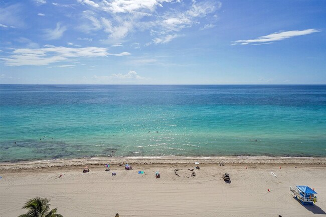 Building Photo - 400 N Surf Rd