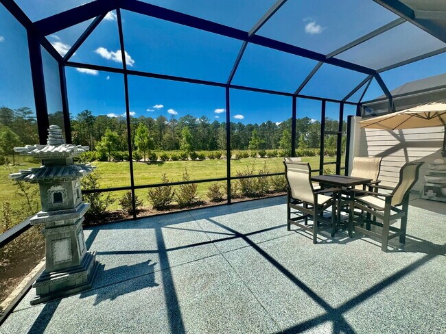 Building Photo - Margaritaville Two Bedroom Fully Furnished Home!