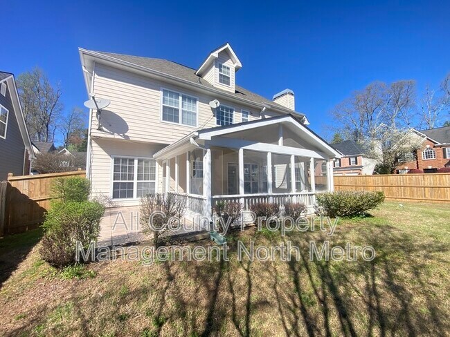 Building Photo - 1610 Elgaen Pl Dr