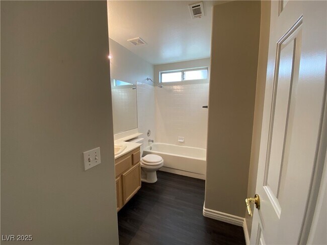 Building Photo - 9712 Panorama Cliff Dr