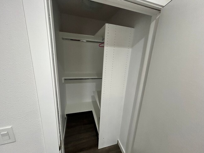 Building Photo - 3 Bedroom/2 Bath Home Located in Modesto