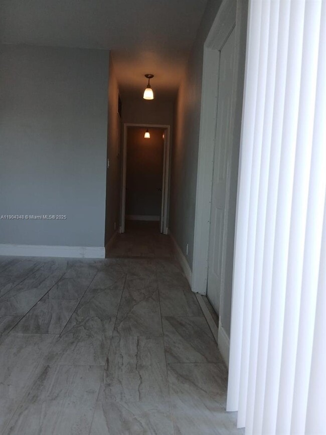 Building Photo - 3031 NE 21st Terrace