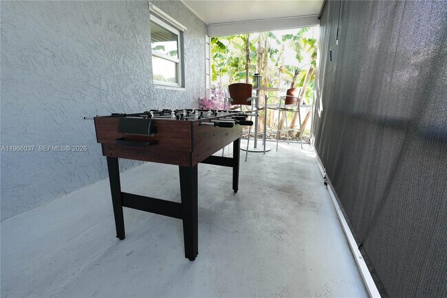 Building Photo - 742 Granada St