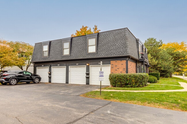 Primary Photo - 162 W Inverrary Ln
