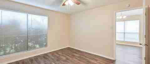 Building Photo - 2704 St George Pl