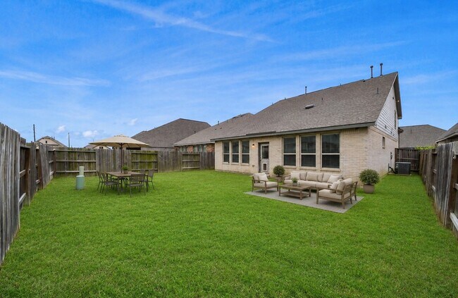 Building Photo - 7214 Cordgrass Prairie Ln