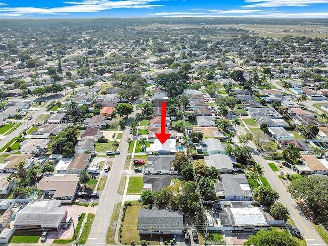 Building Photo - 740 N 73rd Ave