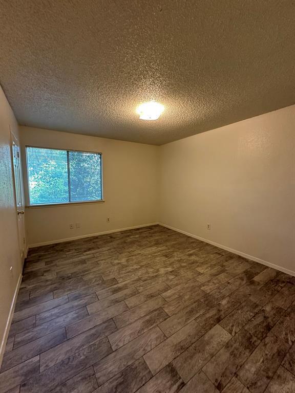 Building Photo - 7709 Meadowview Ln
