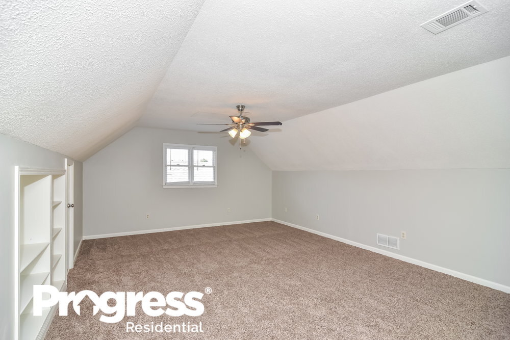 Building Photo - 9254 Chalkwell Ave