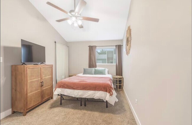 Building Photo - FULLY FURNISHED RENTAL AVAILABLE IN LAFAYETTE!