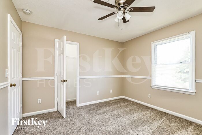 Building Photo - 306 Mt Olive Dr