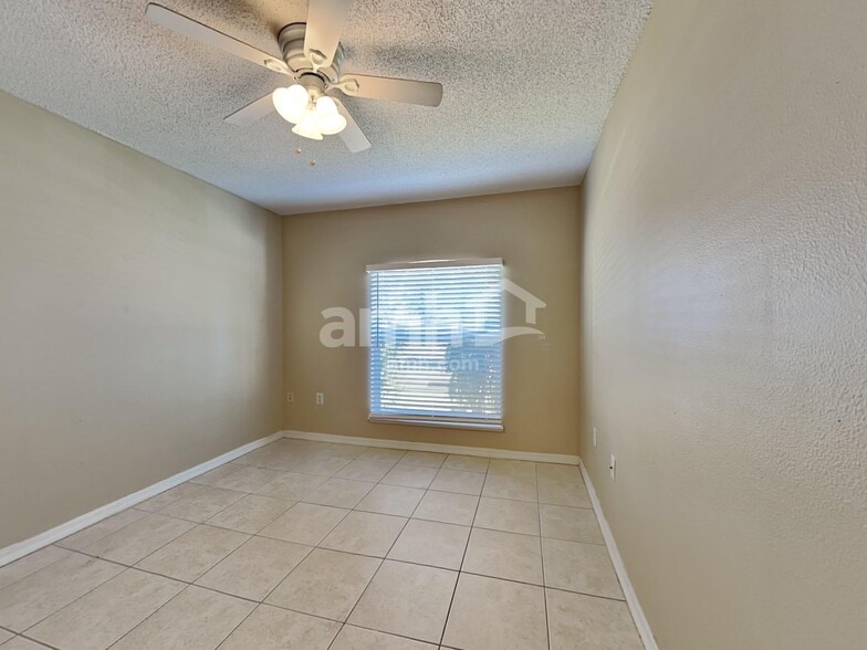 Building Photo - 10408 Opus Dr