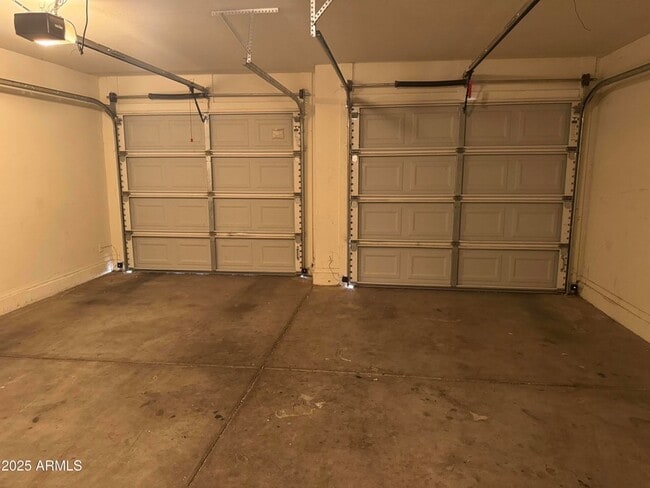 Building Photo - 25184 W Cranston Ln