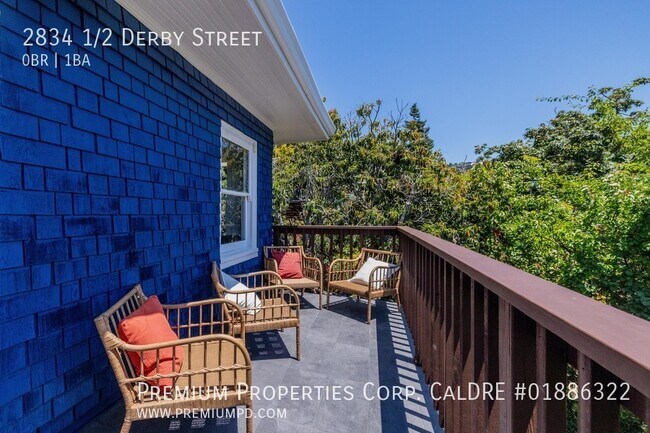 Building Photo - 2834 1/2 Derby Street-