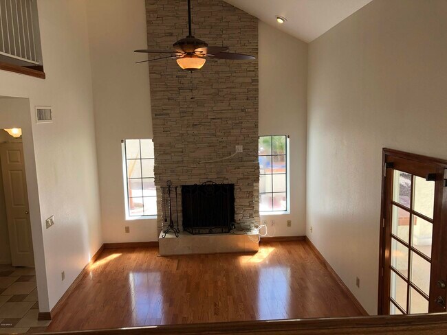 Building Photo - 16226 S 37th Way