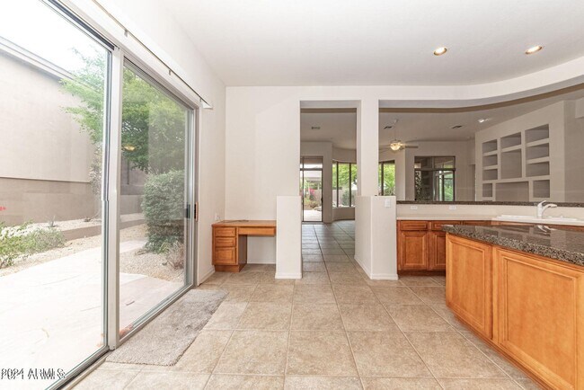 Building Photo - 11473 E Blanche Dr